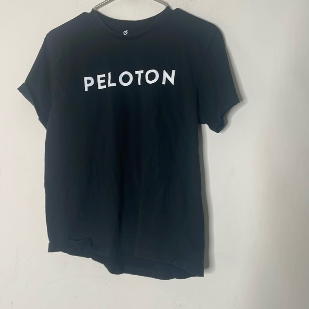 Peloton black white small tshirt​